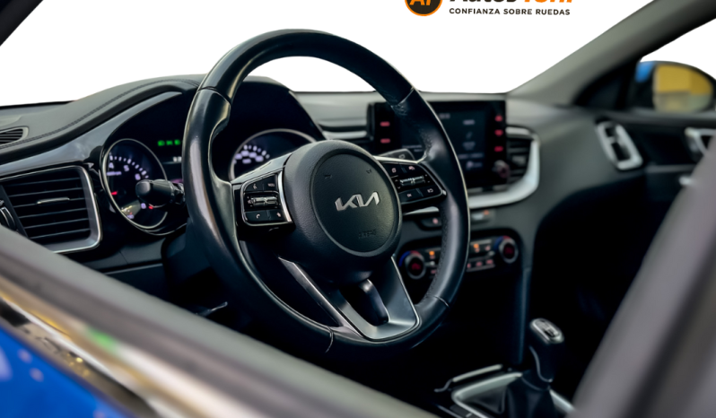 KIA CEED DRIVE lleno