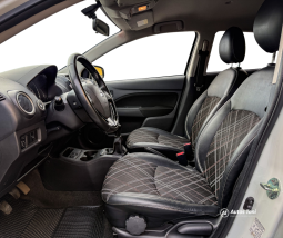Mitsubishi Space star lleno