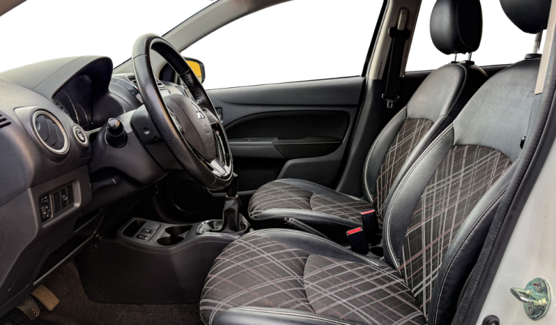 Mitsubishi Space star lleno