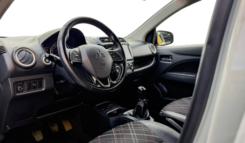 Mitsubishi Space star lleno