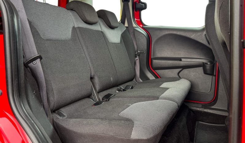 FORD TOURNEO COURIER lleno