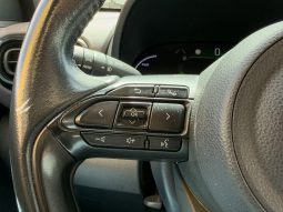 TOYOTA YARIS CROSS lleno