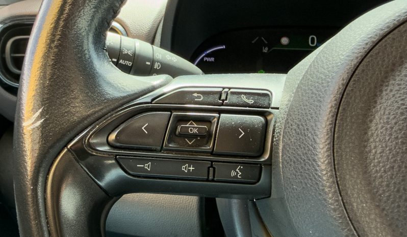 TOYOTA YARIS CROSS lleno