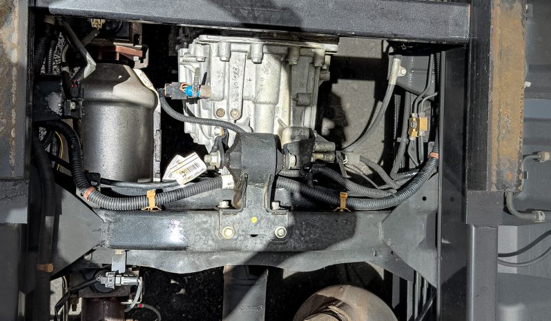 NISSAN CABSTAR NT400 lleno